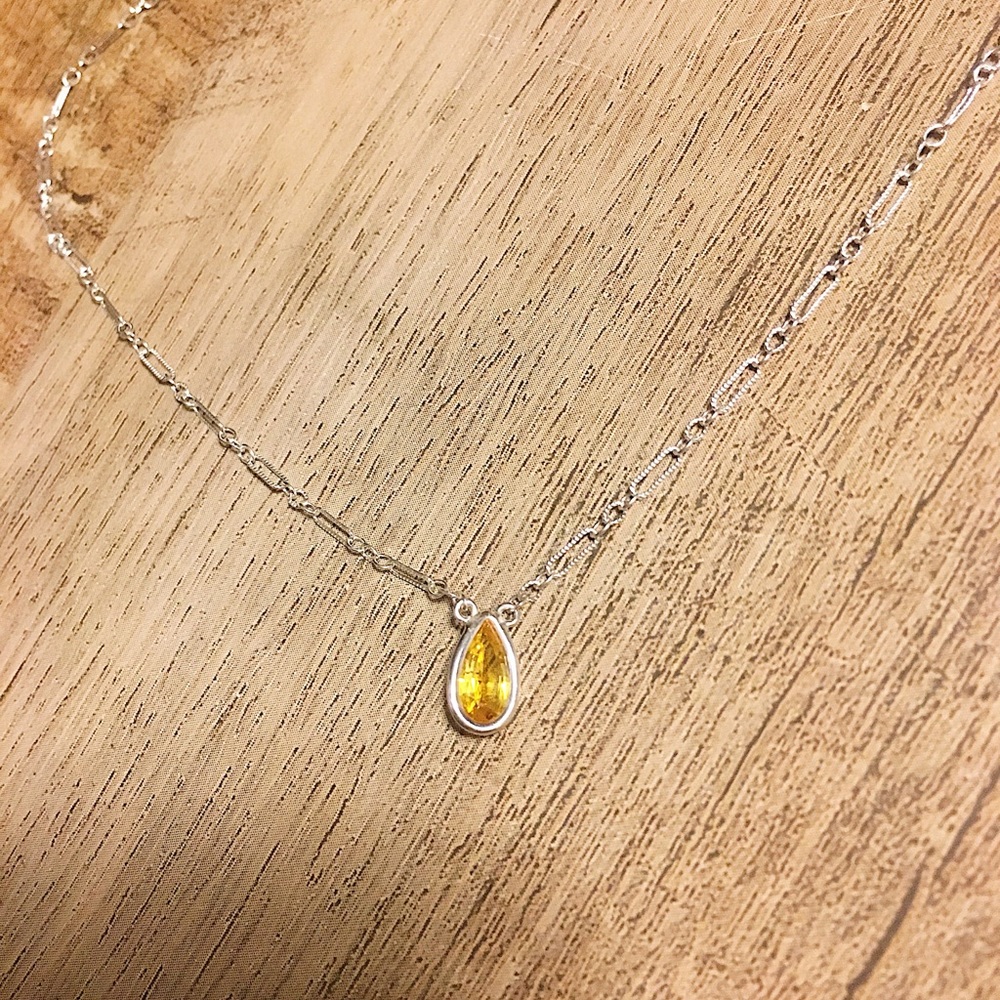 Glorious! Natural vivid yellow sapphire necklace